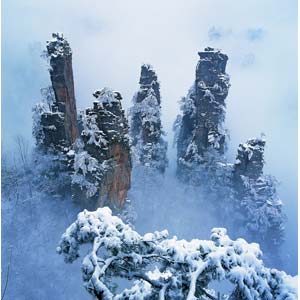單獨成團O線：（張家界溫泉休閑線路）張家界、天子山、寶峰湖/黃龍洞、鳳凰古城 江埡溫泉/萬福溫泉 五日游