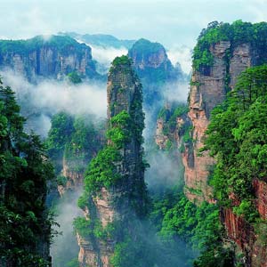 休閑自駕D線：張家界、天門山、天門洞、天子山、寶峰湖或黃龍洞四天三晚游