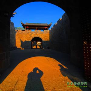 單獨成團M線：張家界袁家界、乾州城四天三晚獨立成團游